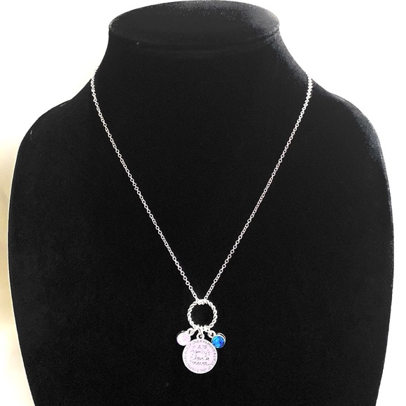 A Family’s Love Is Forever Charm Necklace Personalized Mother Grandmother Gift - Picture 4 of 5